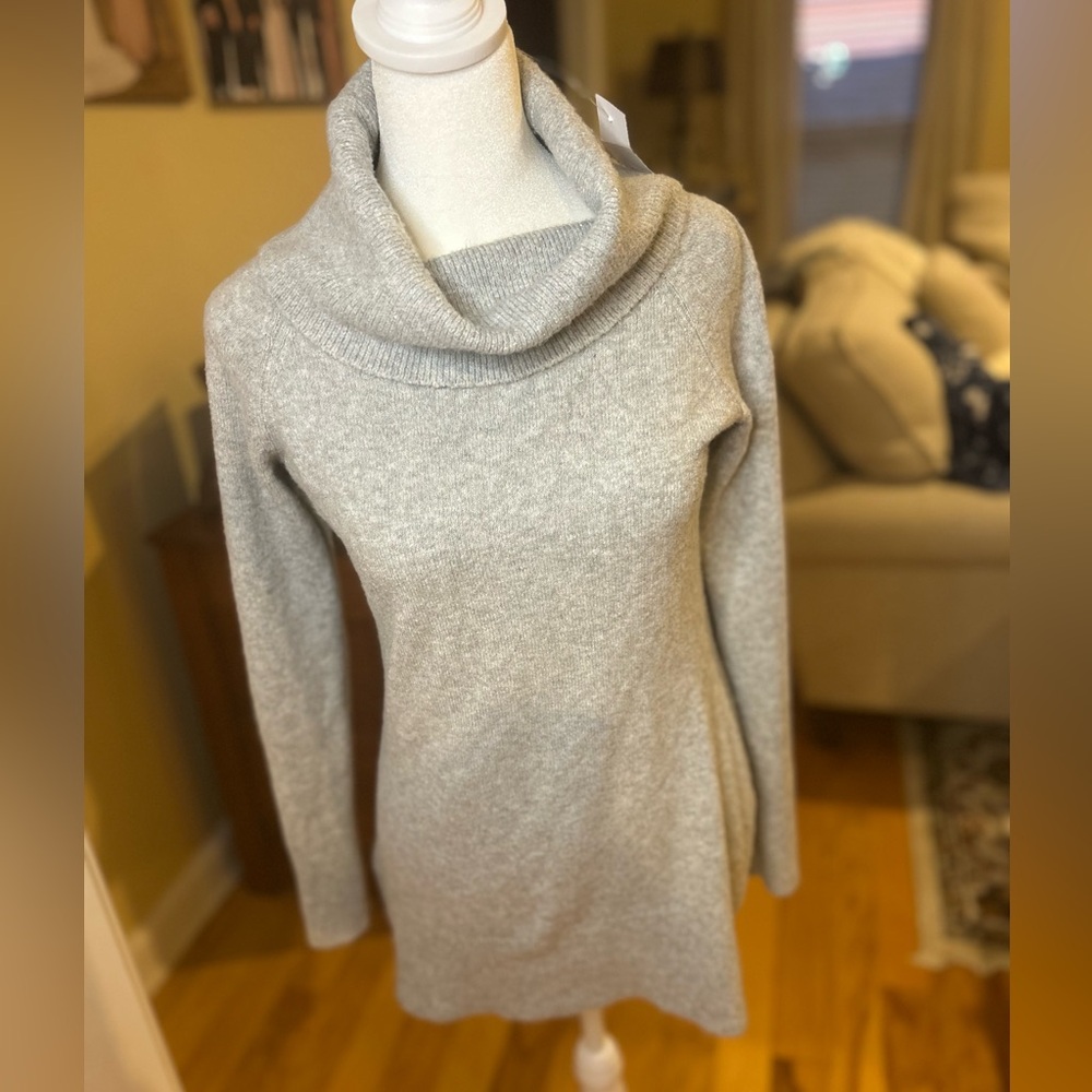 NWT Ann Taylor Factory Light Gray Cowl Neck Soft Sweater